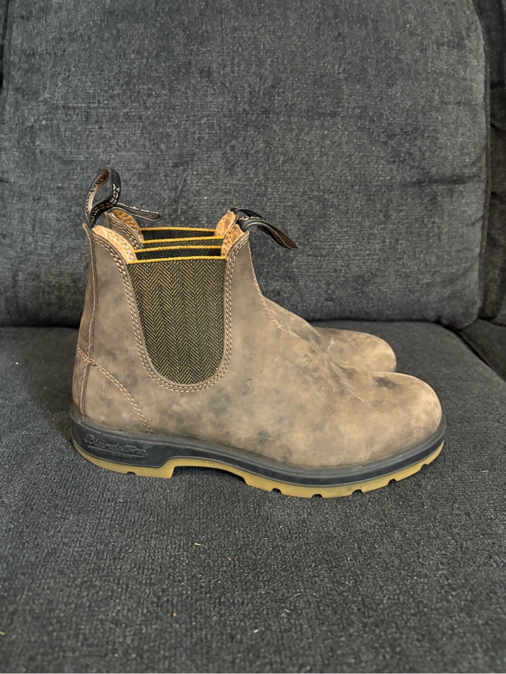 Blundstone 1944 Classic Chelsea Boots Rustic Brown Mustard Black womens Size US6